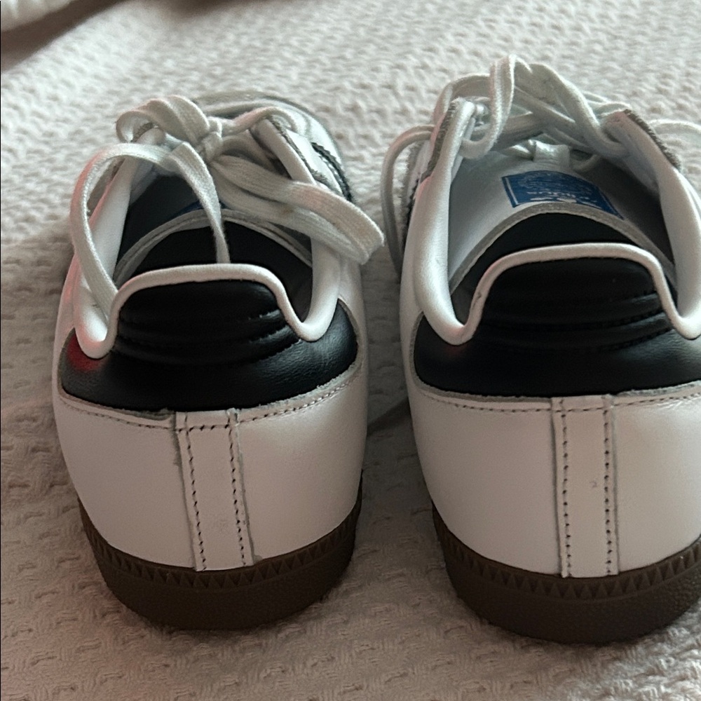 Adidas Classic Samba Sneakers - Picture 7 of 11